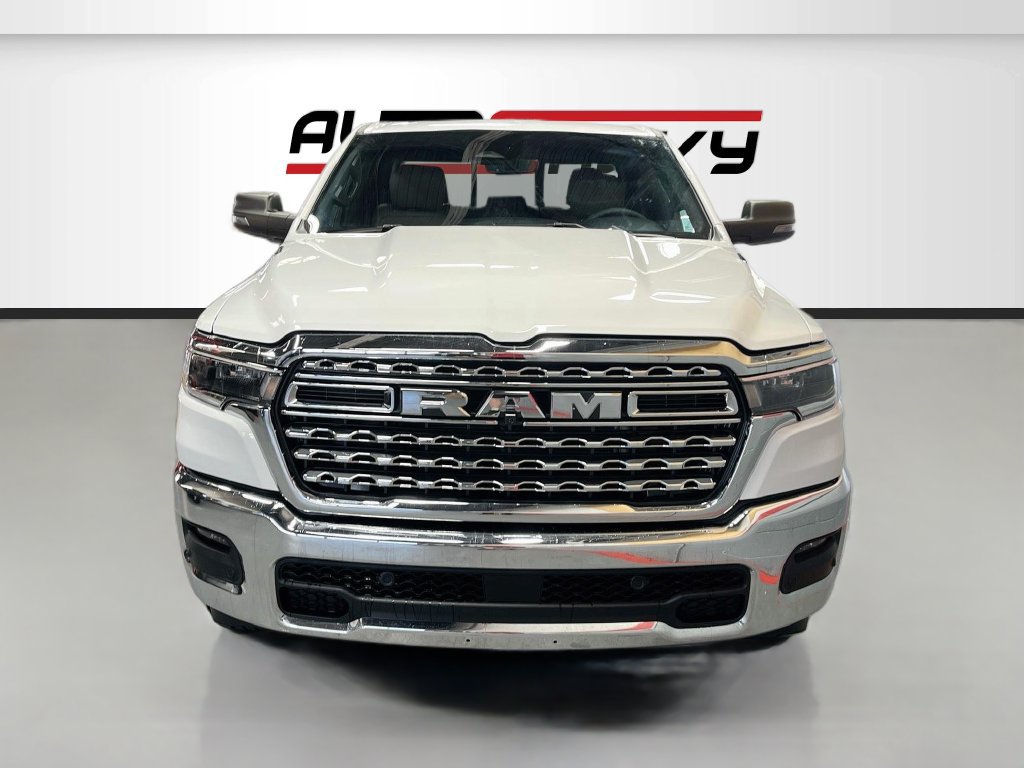 Used 2025 RAM 1500 Big Horn AWD/4WD image 2