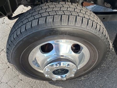 Used 2022 Ford F350 XLT image 10