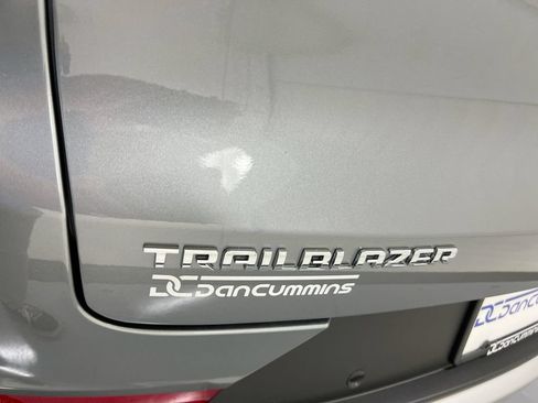 Used 2024 Chevrolet TrailBlazer LT w/ Driver Confidence Package FWD image 26