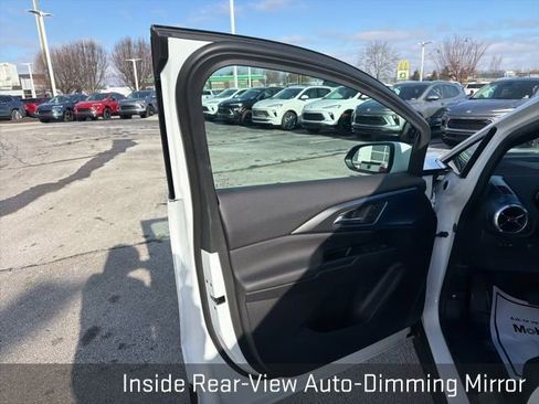 Used 2025 Chevrolet Equinox EV LT w/ Convenience Package image 28