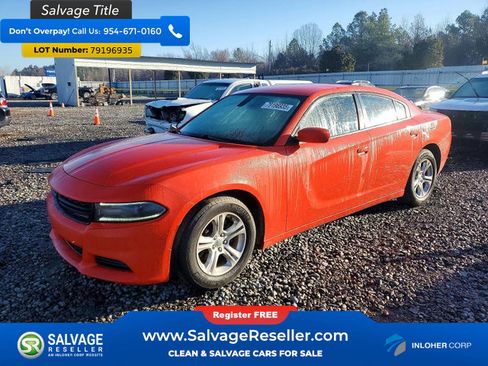 Used 2018 Dodge Charger SXT image 1