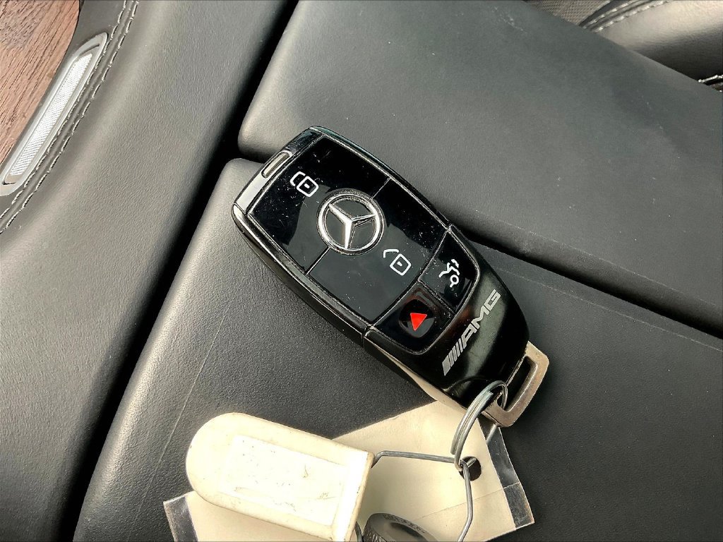 Used 2021 Mercedes-Benz GLS 63 AMG 4MATIC image 34