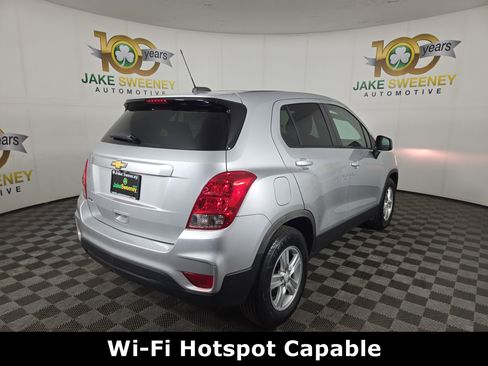 Certified 2020 Chevrolet Trax LS w/ Tint and Cruise Package image 9