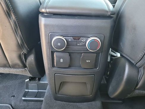 Certified 2022 Ford Explorer XLT w/ Equipment Group 202A image 15