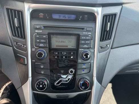 Used 2011 Hyundai Sonata GLS FWD image 13
