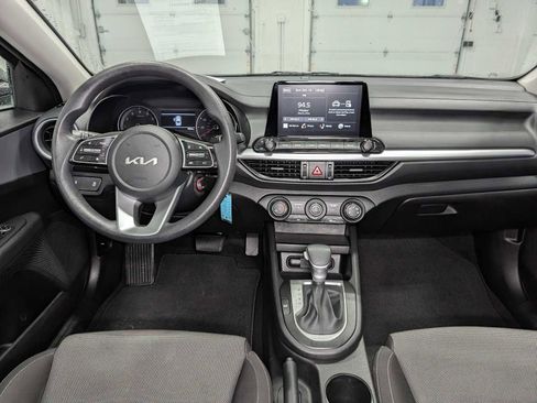 Certified 2023 Kia Forte LXS w/ LXS Technology Package image 16