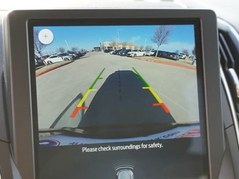 Used 2024 Ford Edge Titanium image 23