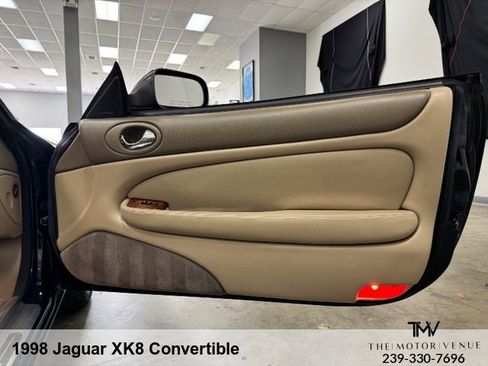 Used 1998 Jaguar XK8 Convertible RWD image 32