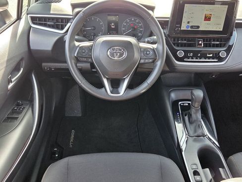 Used 2024 Toyota Corolla SE image 7