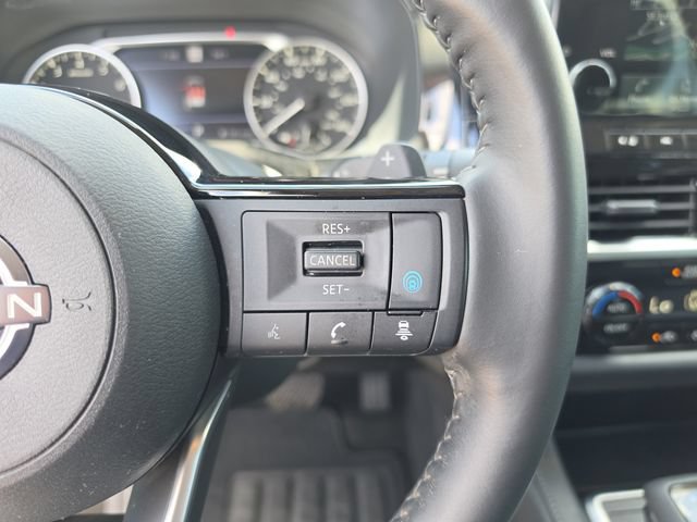 Used 2023 Nissan Pathfinder SL FWD image 40