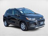 Used 2019 Chevrolet Trax LT w/ LT Convenience Package image 3