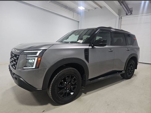 Used 2025 Nissan Armada PRO-4X AWD/4WD image 6
