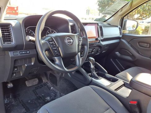 Used 2023 Nissan Frontier S image 10