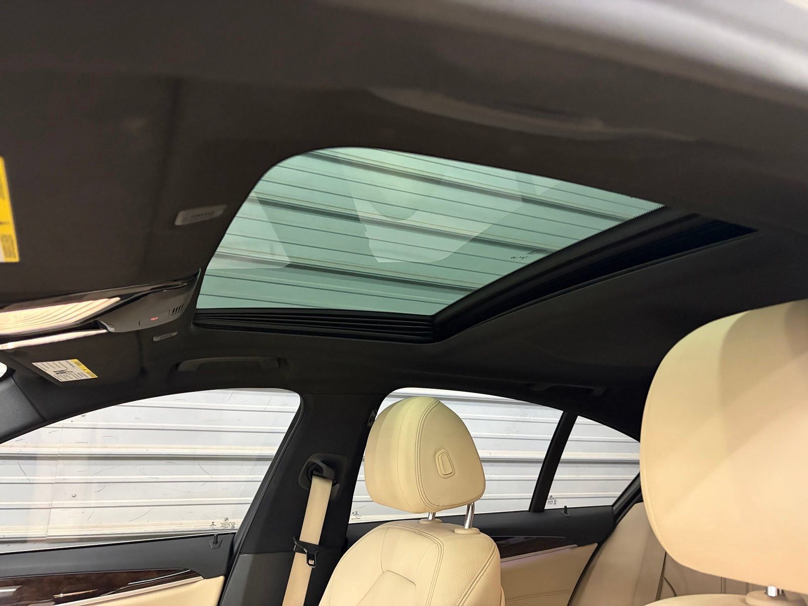Used 2018 BMW 530i xDrive AWD/4WD image 22