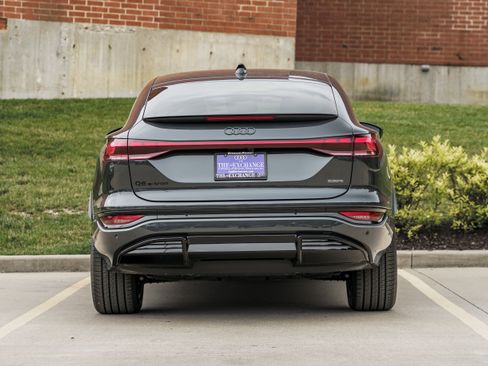 New 2027 Audi Q6 e-tron Premium Plus AWD/4WD image 29