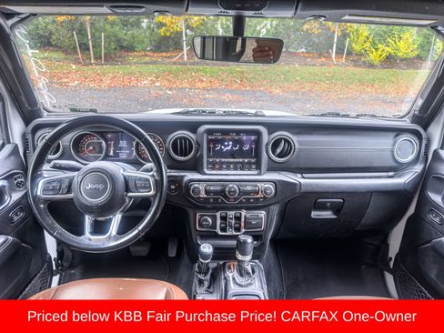 Used 2020 Jeep Gladiator Overland AWD/4WD image 16