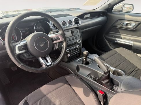 Used 2017 Ford Mustang GT w/ GT Performance Package image 10