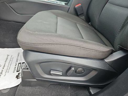 Used 2022 Ford Explorer XLT AWD/4WD image 18