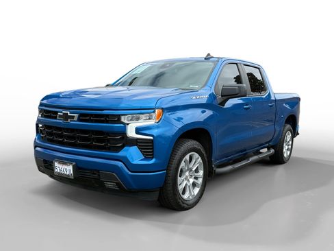 Used 2022 Chevrolet Silverado 1500 RST AWD/4WD image 1