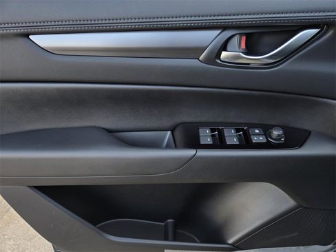 New 2025 MAZDA CX-5 AWD 2.5 S w/ Preferred Package image 16