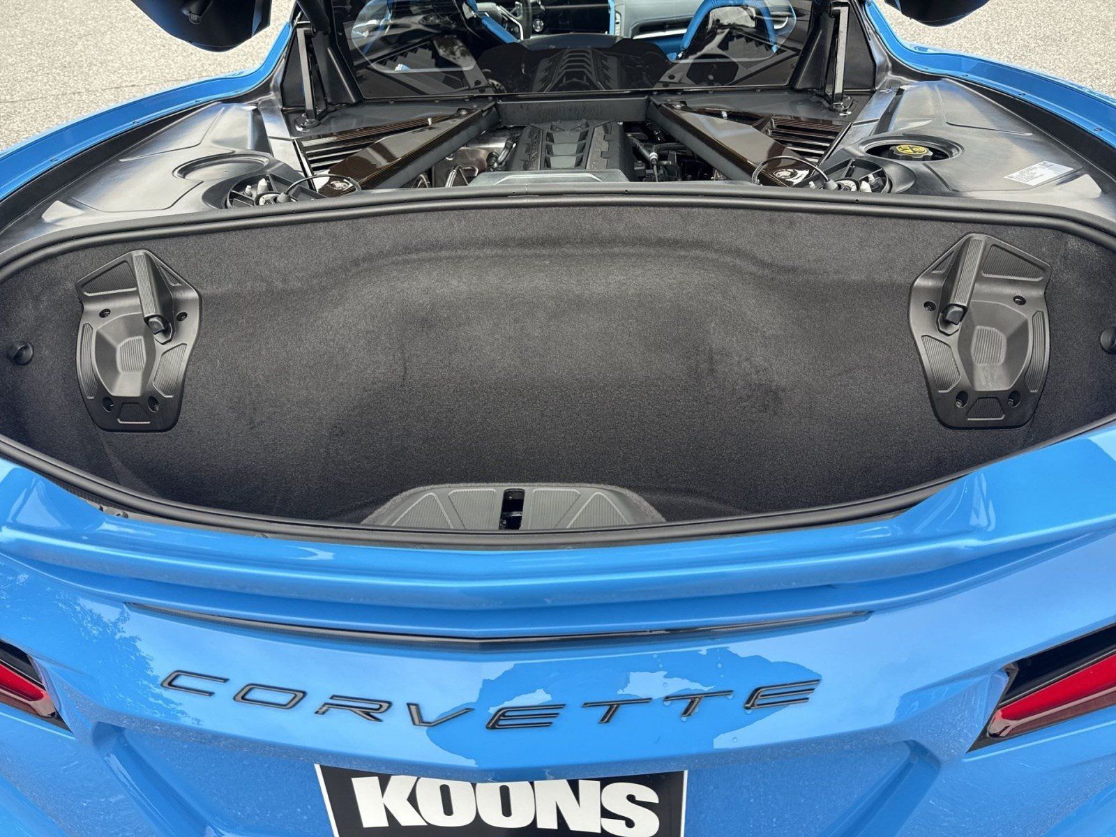 Used 2022 Chevrolet Corvette Stingray Premium Cpe w/ Z51 Performance Package RWD image 23