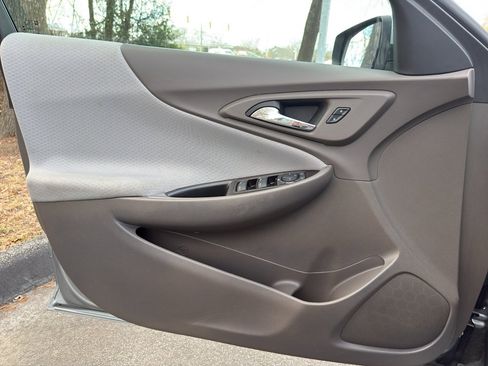 Used 2024 Chevrolet Malibu LT image 25