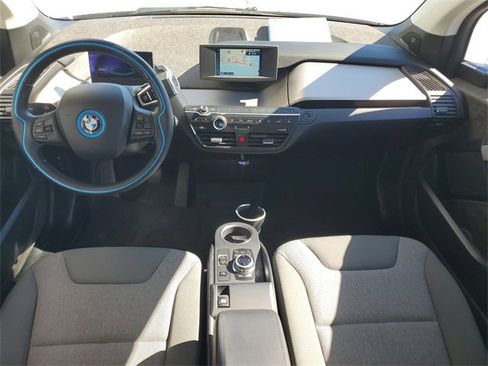 Used 2017 BMW i3 94Ah w/Range Extender image 3