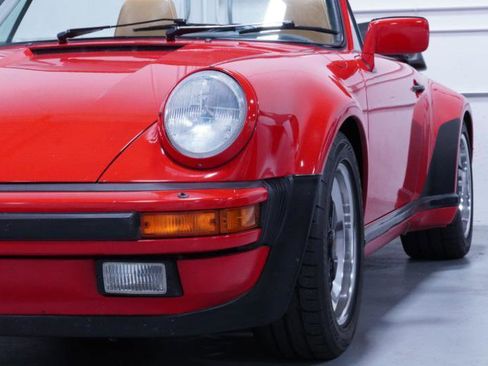 Used 1988 Porsche 911 Carrera RWD image 5