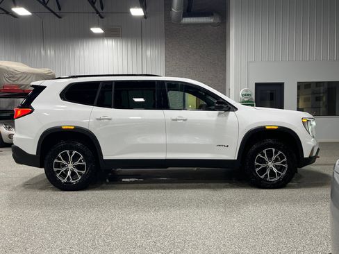 New 2026 GMC Acadia AT4 w/ Luxury Package image 6