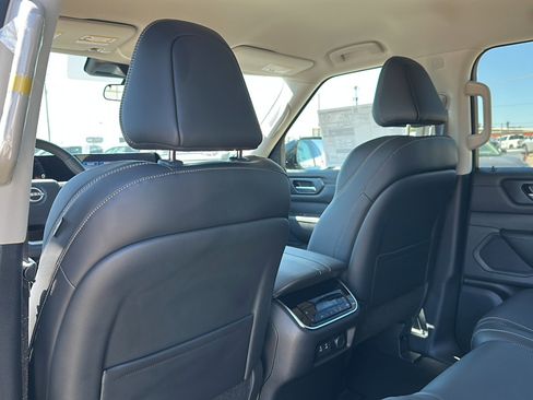 New 2026 Nissan Armada SV image 14