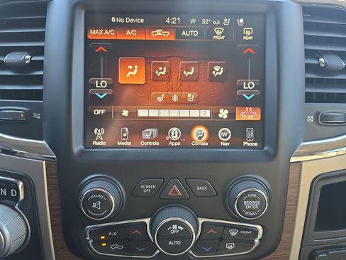 Used 2015 RAM 1500 Laramie w/ Convenience Group image 18