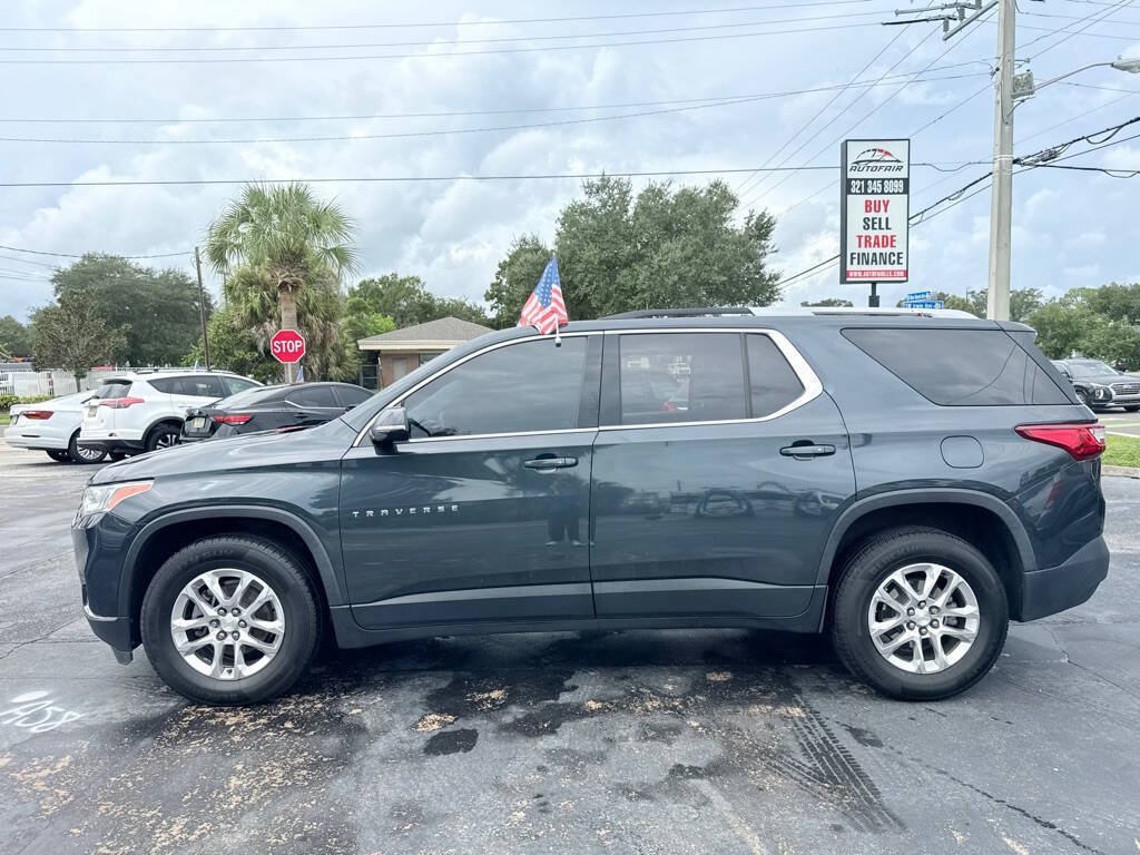 Used 2018 Chevrolet Traverse LT FWD image 3