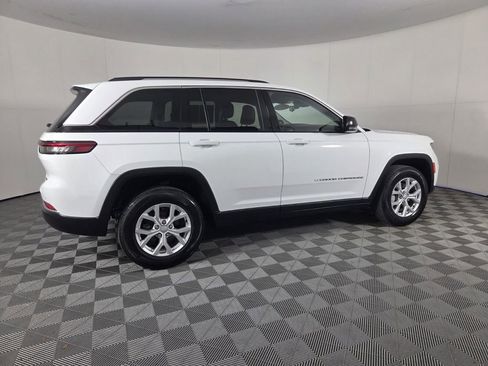 Used 2023 Jeep Grand Cherokee Limited RWD image 5