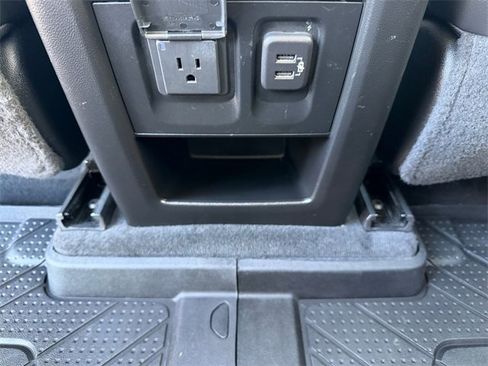 Used 2021 Chevrolet Traverse Premier w/ Redline Edition image 32