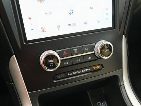 Certified 2024 Ford Edge SEL w/ Convenience Package image 36