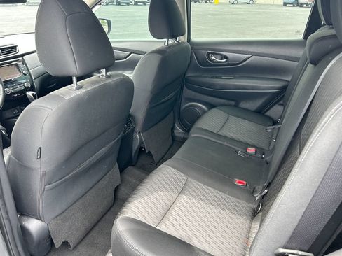 Used 2018 Nissan Rogue SV w/ Premium Package AWD/4WD image 29