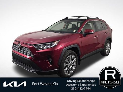 Used 2021 Toyota RAV4 Limited AWD/4WD image 1
