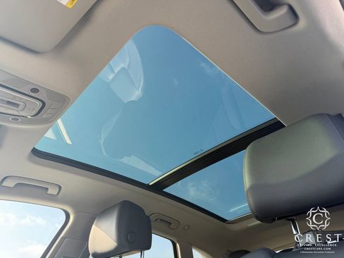 Used 2018 Audi Q5 Prestige w/ Prestige Package image 24