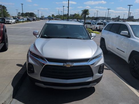 Used 2021 Chevrolet Blazer LT FWD image 1