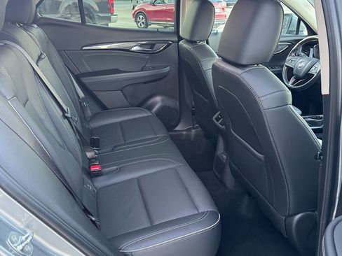 Used 2023 Buick Envision Essence image 12