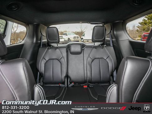 New 2026 Chrysler Voyager LX image 20