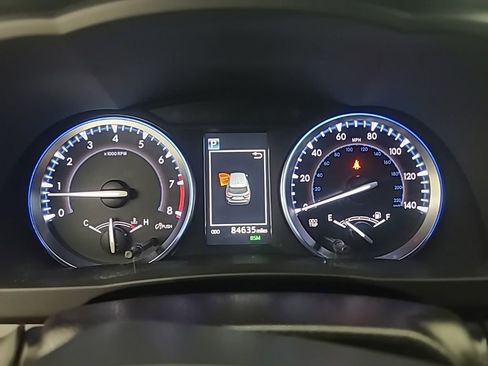 Used 2019 Toyota Highlander XLE image 29
