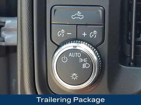 Used 2024 GMC Sierra 1500 Pro w/ Graphite Edition AWD/4WD image 9