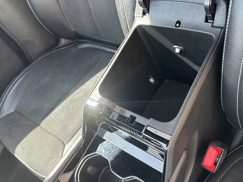 Used 2023 Jeep Grand Cherokee Altitude AWD/4WD image 32