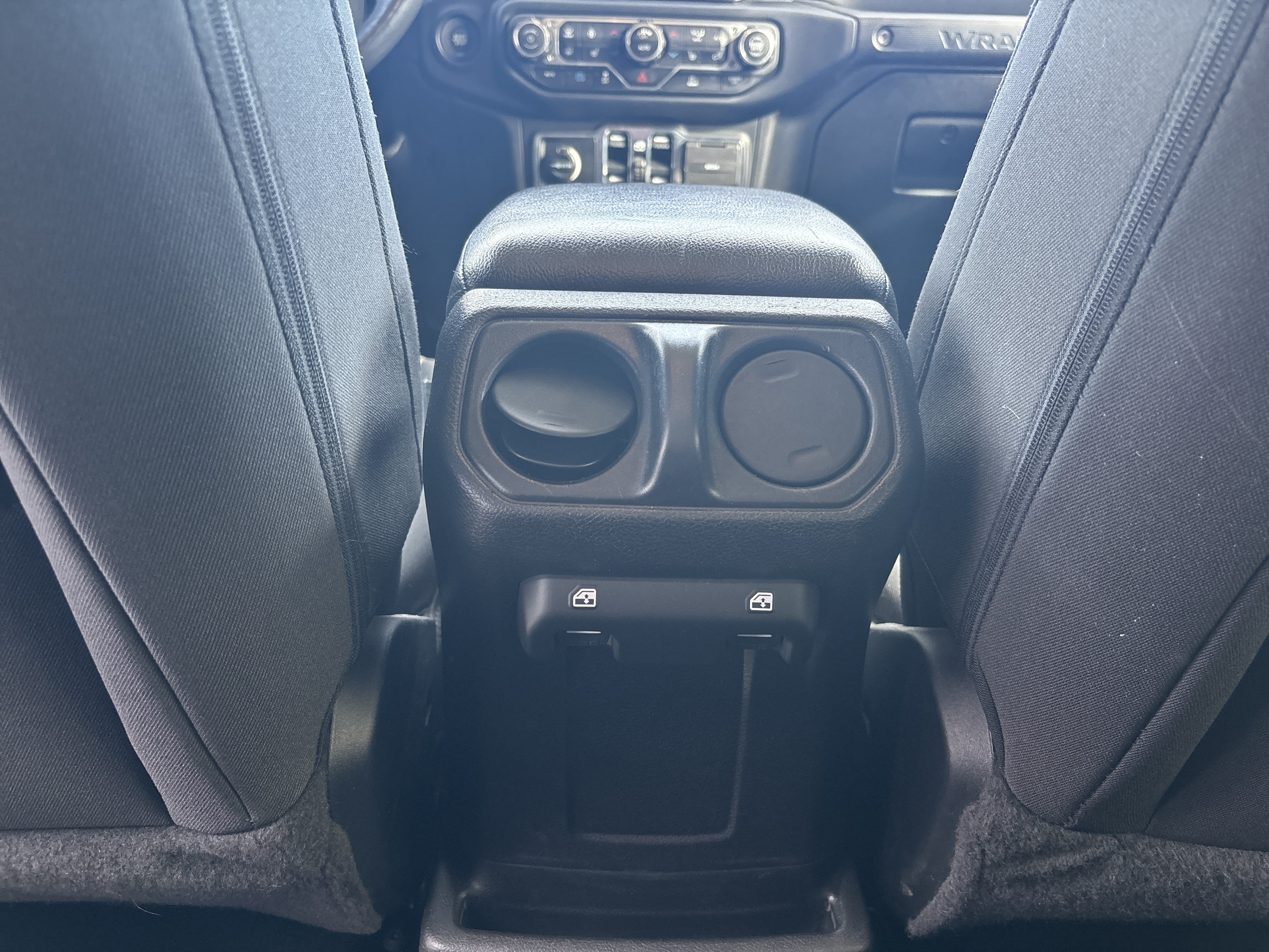 Used 2023 Jeep Wrangler Unlimited w/ Cold Weather Group AWD/4WD image 28