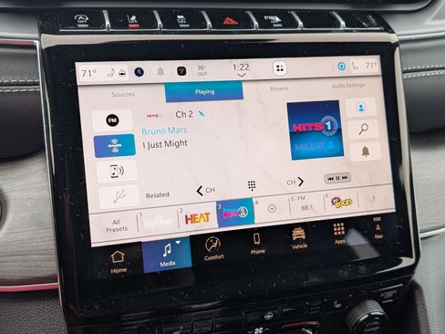 New 2025 Jeep Grand Cherokee L Limited image 19