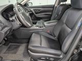 Used 2016 Nissan Altima 2.5 SR w/ LED Appearance Package image 4