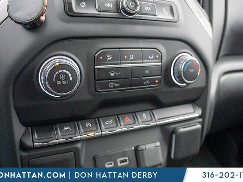 Used 2022 Chevrolet Silverado 1500 Custom image 9