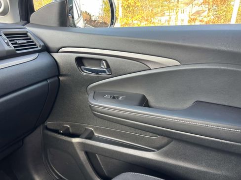 Used 2021 Honda Ridgeline Sport image 28