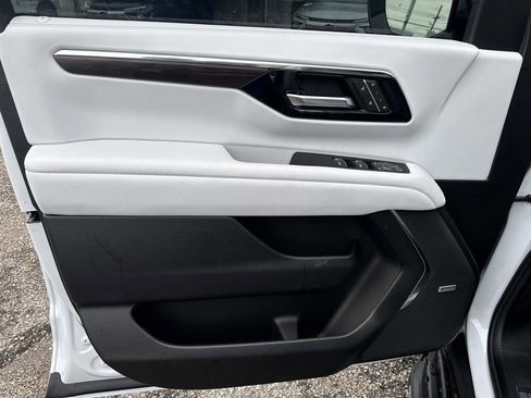 New 2026 Chevrolet Tahoe Premier RWD image 19